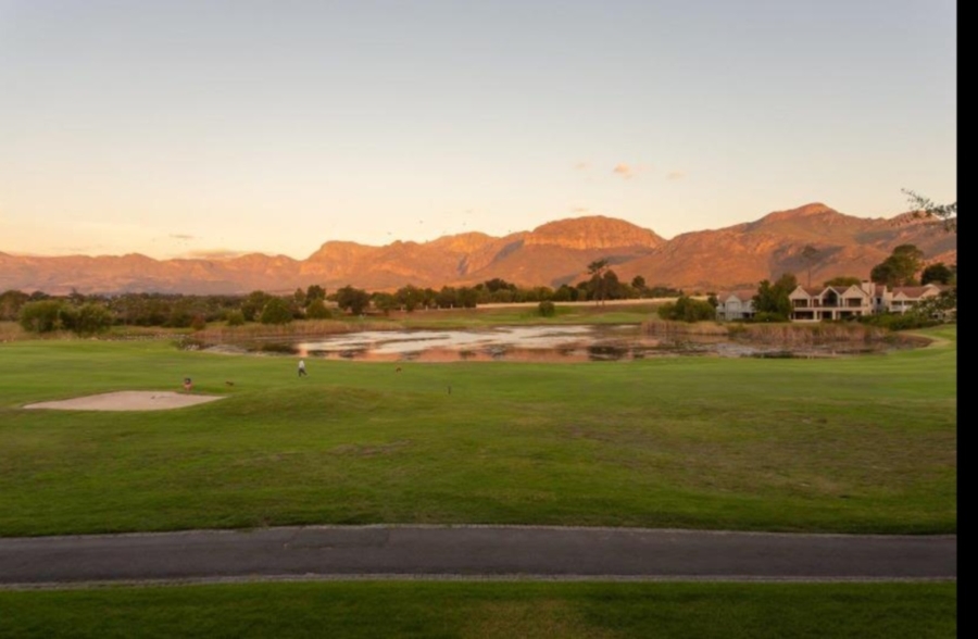 To Let 4 Bedroom Property for Rent in Boschenmeer Golf Country Estate Western Cape